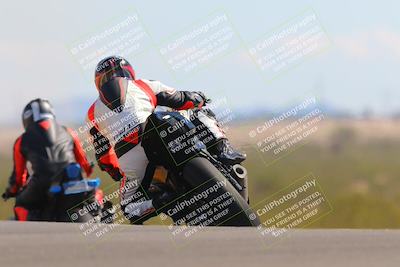 media/Oct-09-2022-SoCal Trackdays (Sun) [[95640aeeb6]]/Turn 9 Backside (120pm)/